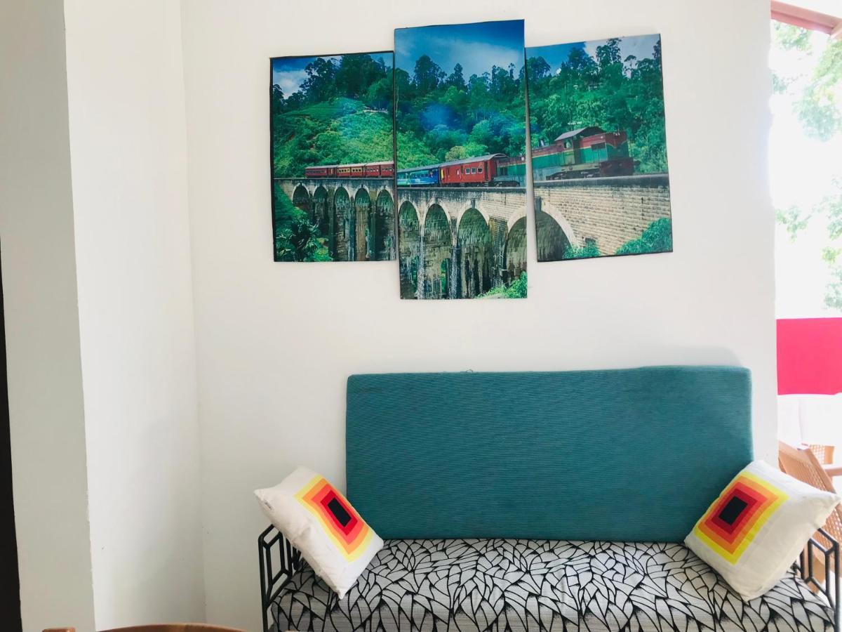 Montes Ella Bed & Breakfast ภายนอก รูปภาพ